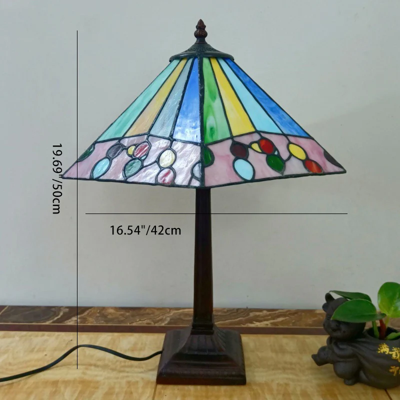 Traditional Vintage Tapered Round Square Glass Resin 1-Light Table Lamp For Living Room
