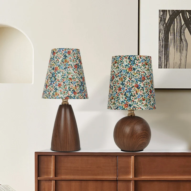 Traditional Vintage Crushed Flower Round Orb Fabric Ceramic 1-Light Table Lamp For Living Room