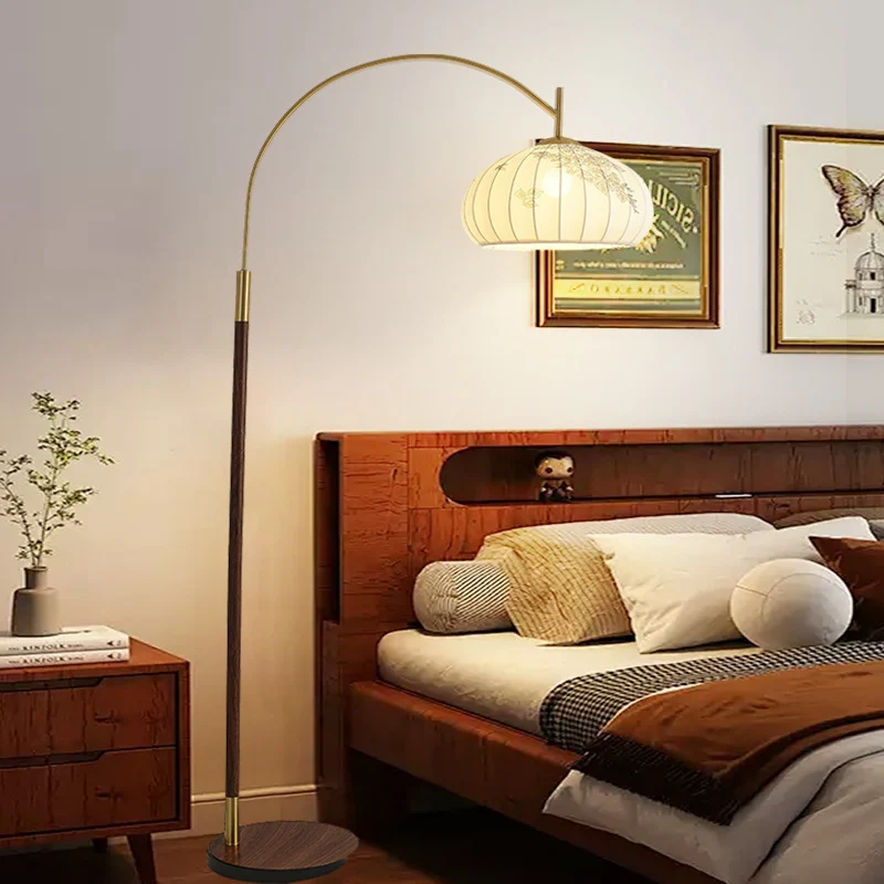 Traditional Chinese Round Oval Cone Iron Fabric 1-Light Standing Floor Lamp For Living Room