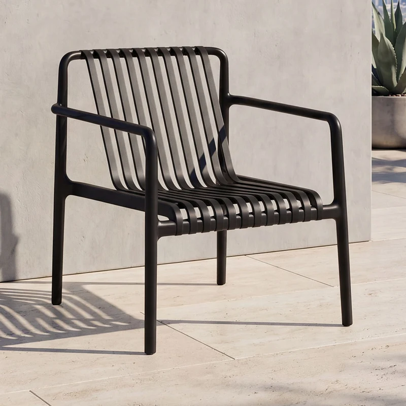 Silla Lounge Parma, Negro, con Espaldar y Diseño Moderno