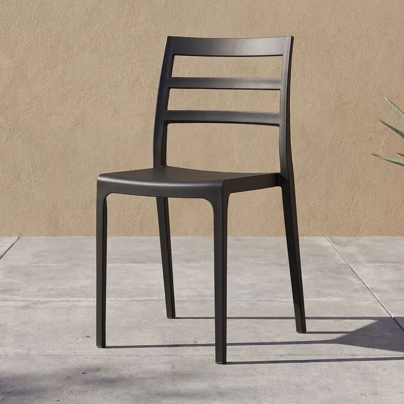 Silla New York, Negro, con Espaldar en Líneas y Diseño Minimalista