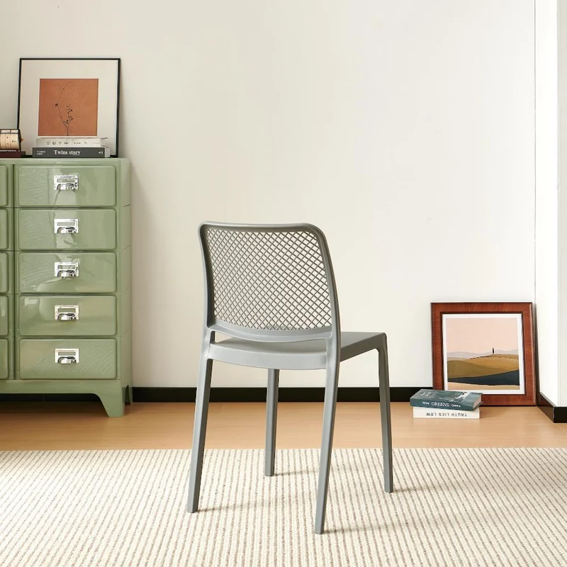 Silla Manhattan, Gris Oscuro, con Espaldar en Rejilla y Diseño Minimalista