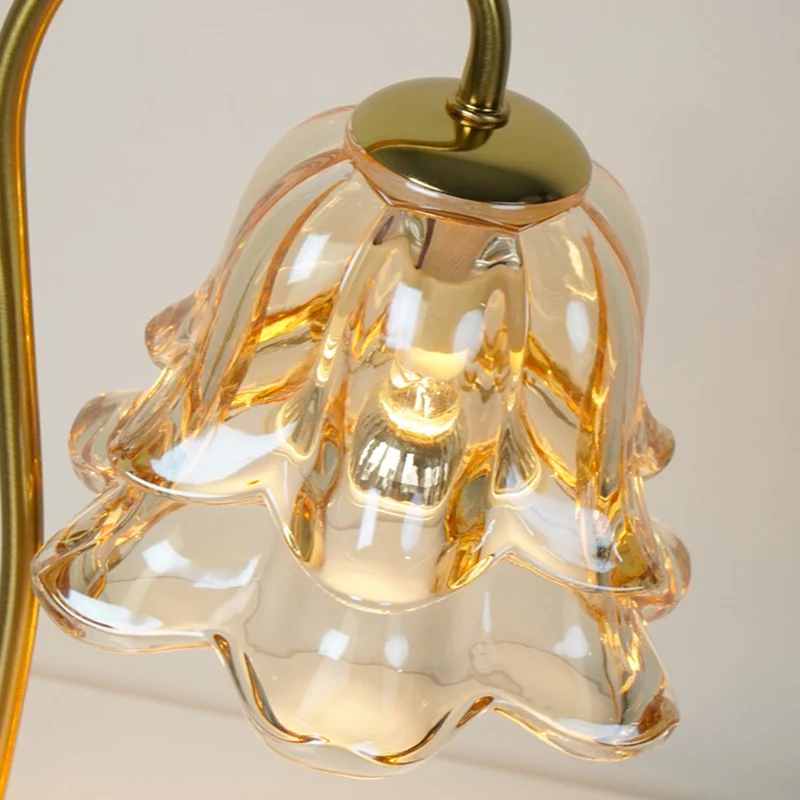 Contemporary Scandinavian Flower Marble Wood Iron 1-Light Aromatherapy Melting Wax Table Lamp For Bedroom