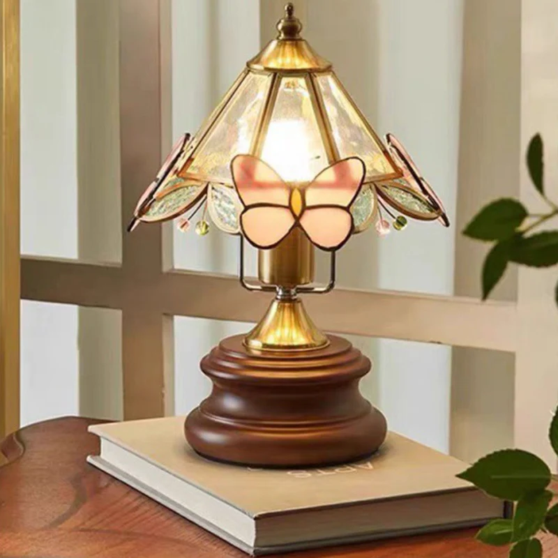 Traditional Vintage Cone Glass Wood Copper 1-Light Table Lamp For Living Room