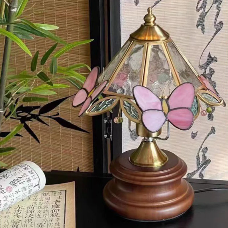 Traditional Vintage Cone Glass Wood Copper 1-Light Table Lamp For Living Room