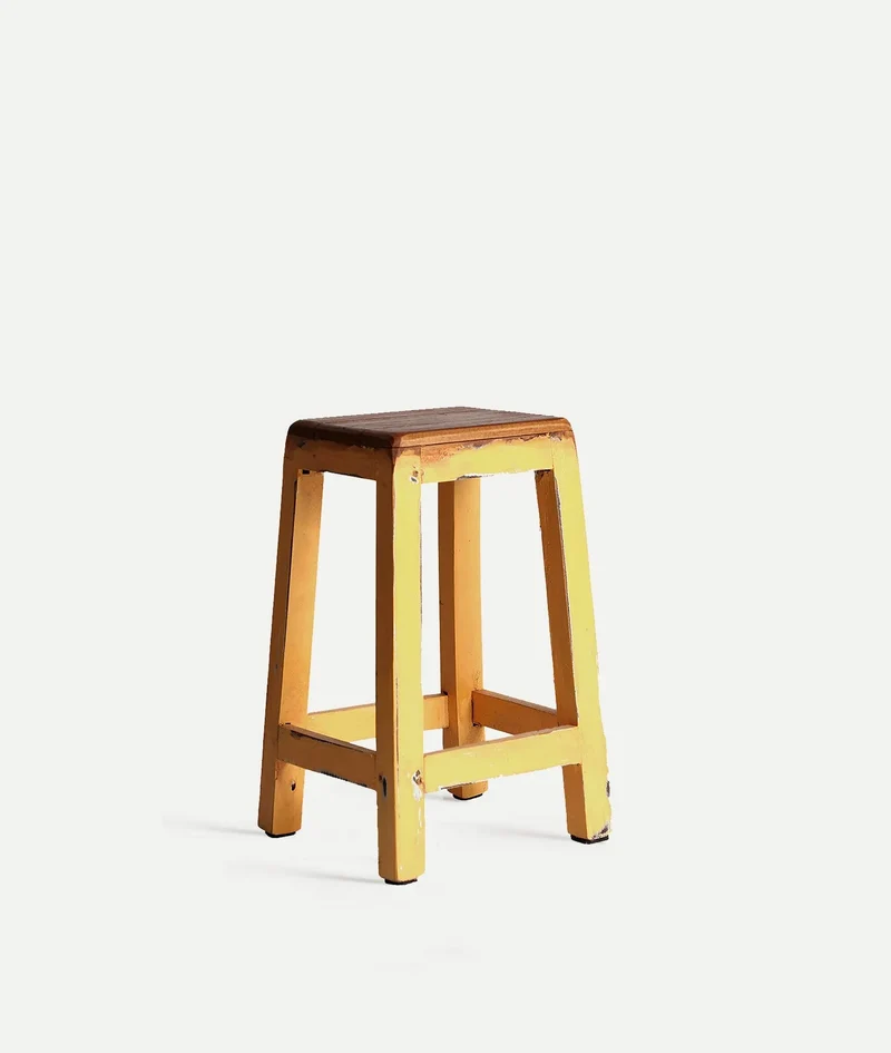 SAURIS footrest made of natural wood