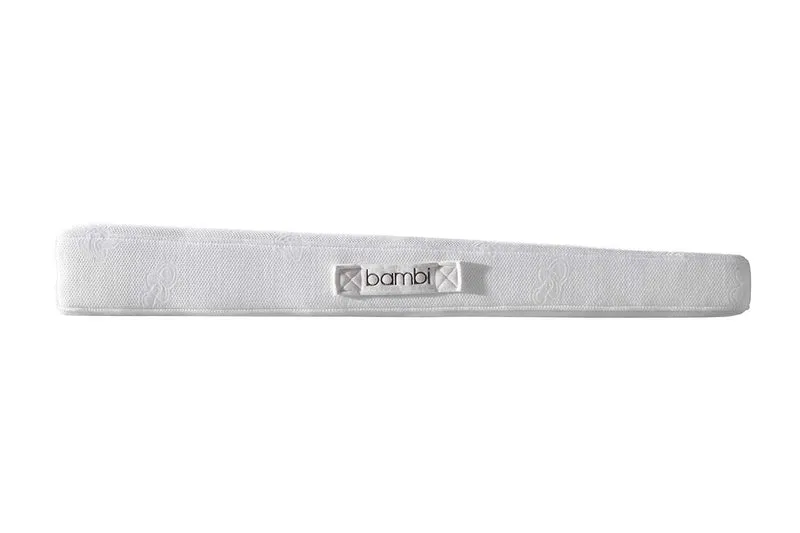 Bambi Junior Materasso per Neonati – Inclinato (Anti-Reflusso) e Impermeabile