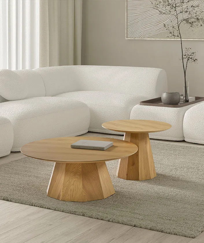 Round side table in natural laminated oak