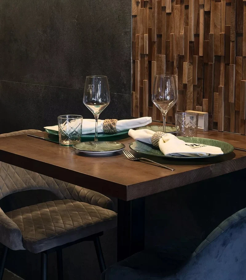 PINUS RADIATA table top