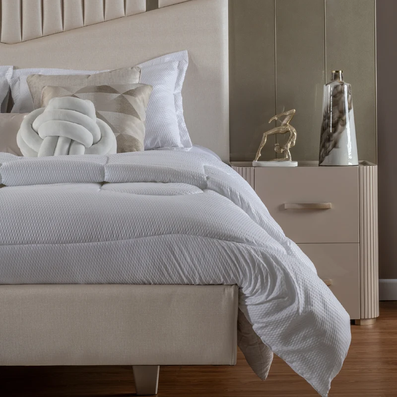 Cama Queen Sabina Eurolino Beige Perla Off White, Champaña*