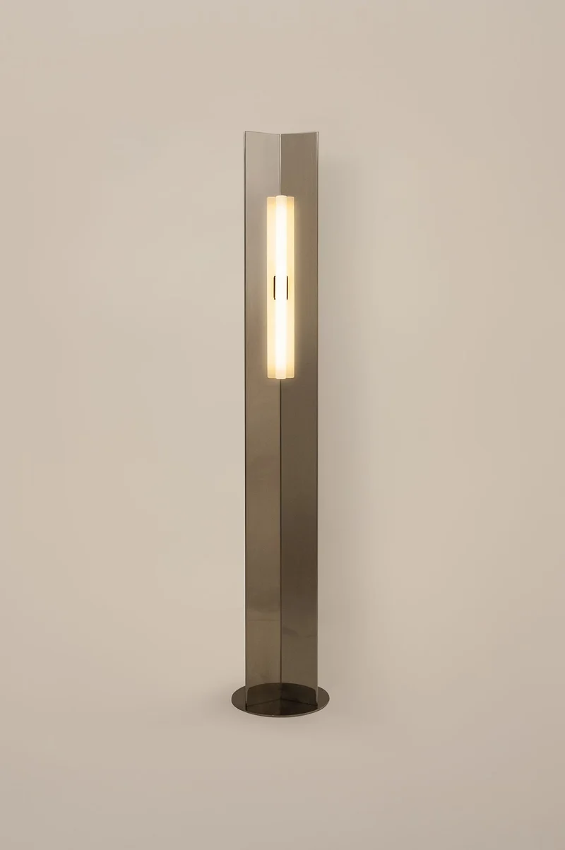 Arrow 158 Floor Lamp with Diffuser