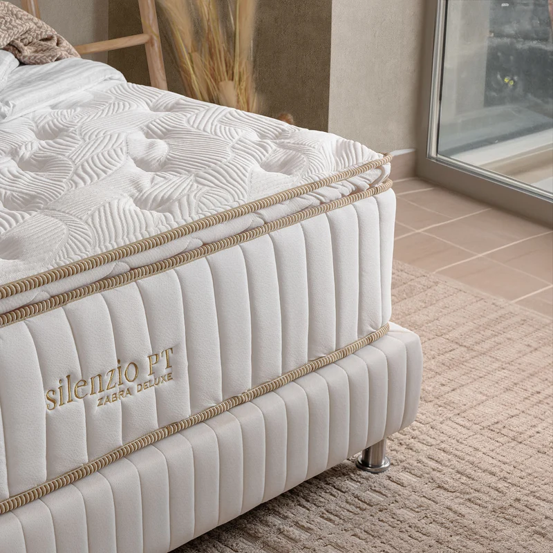 Combo Cama Queen Sabina Off White, Champaña, Beige + Colchón Silenzio Deluxe Pillow Top