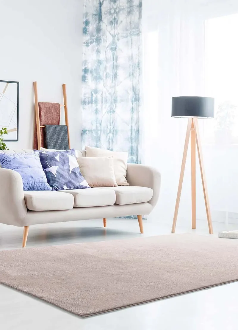 Loft plain rug in minimalist style, nude
