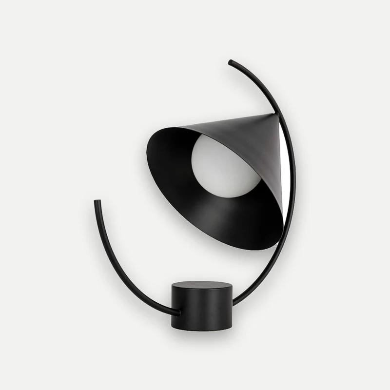 Black steel table lamp