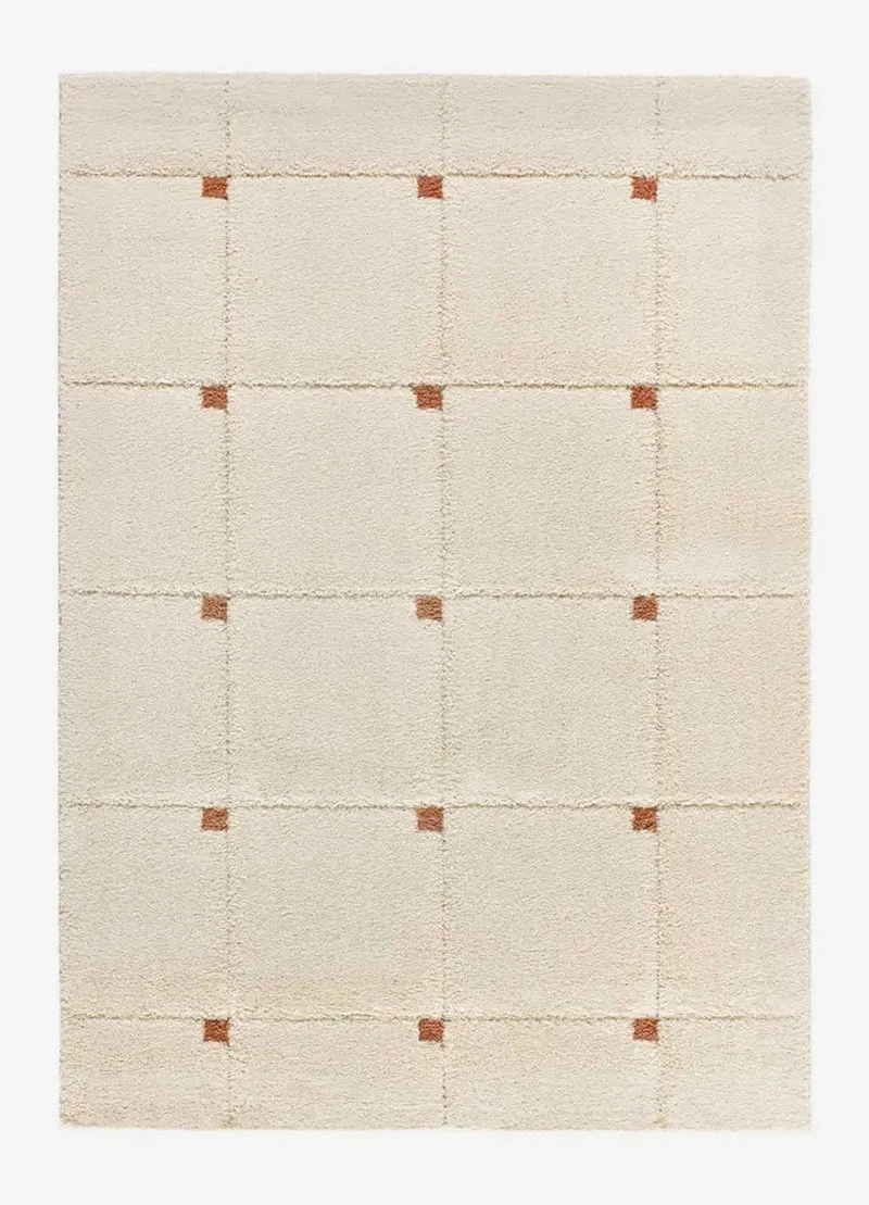 Brenda 8830 shaggy rug with a geometric pattern in white