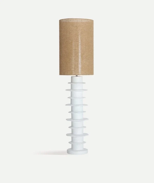 FAROA FLOOR LAMP: elegant verticality and natural essence