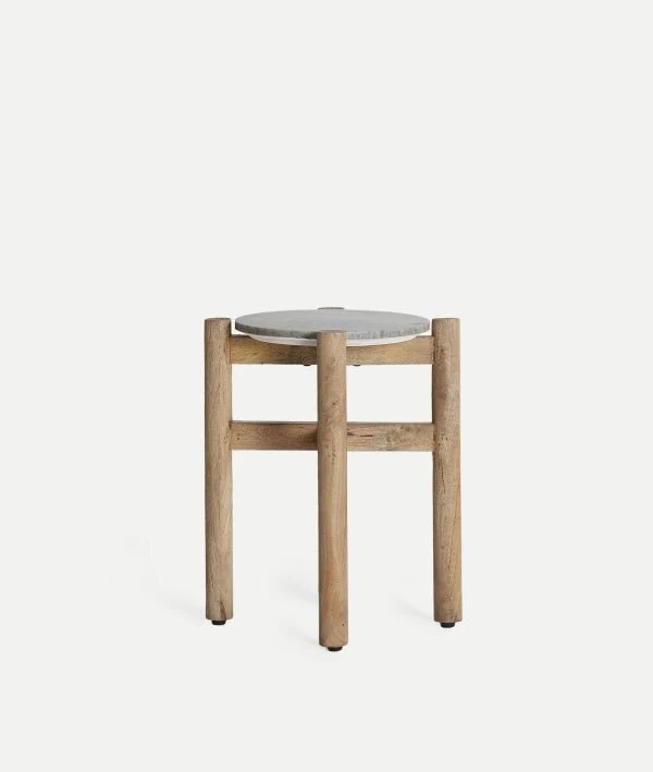 LACUANE SIDE TABLE: functional elegance and natural balance
