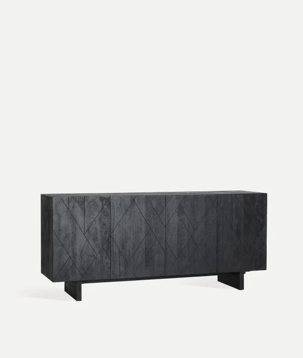 BOULOC SIDEBOARD: Visual strength and contemporary character