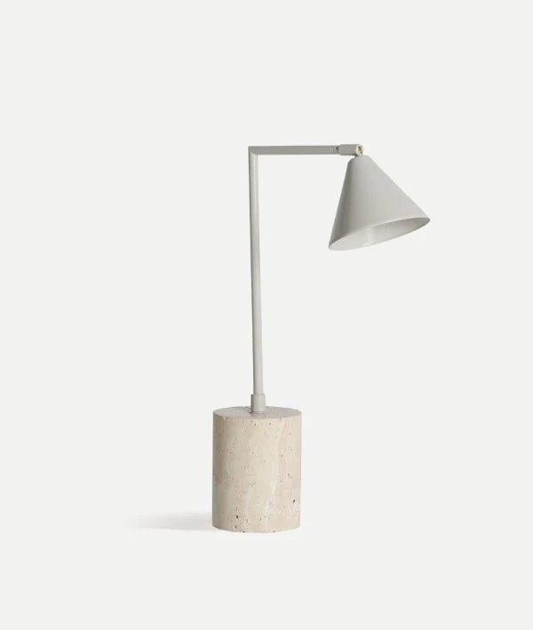 SAND TABLE LAMP: calm and warmth in a minimalist design