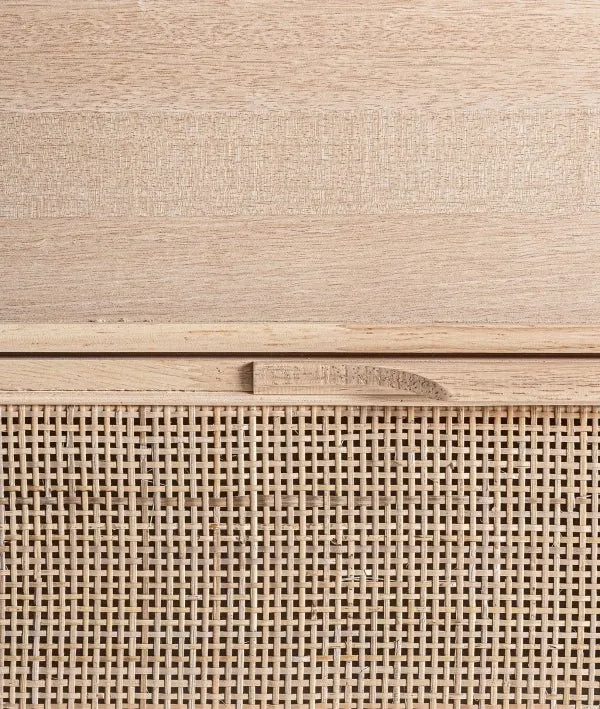 WEURTZ chest of drawers made of ash wood in light brown tone combines modern design and functionality