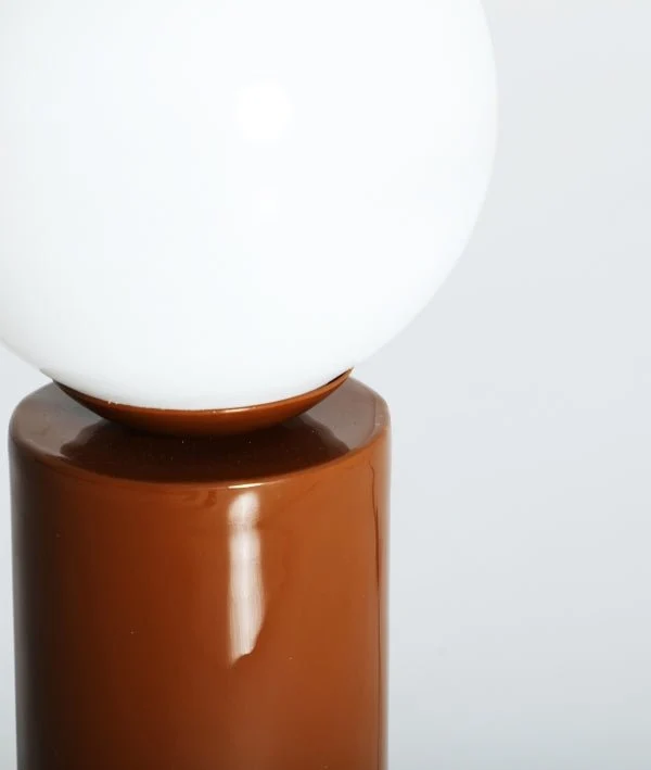 MANAROLA yellow iron table lamp with a modern contrast and a touch of elegance