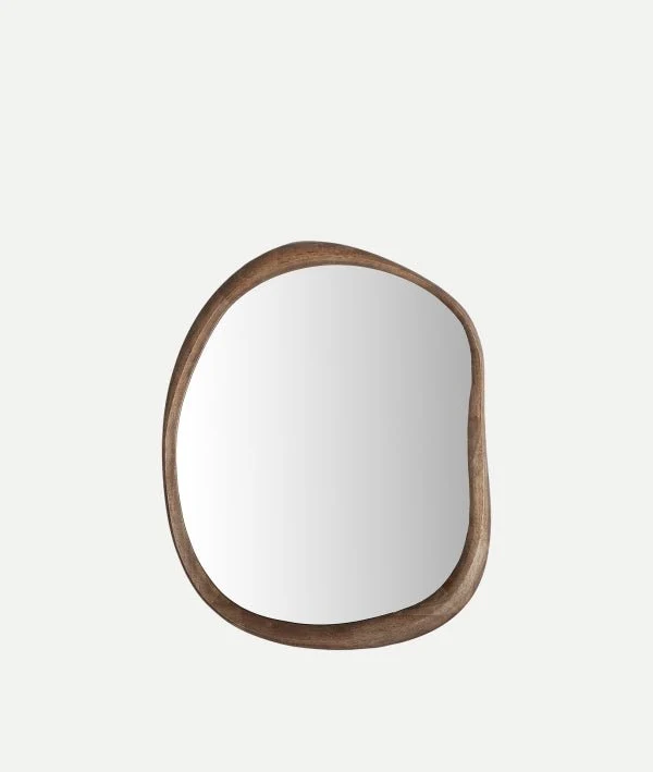 LUBECA MIRROR Dynamism and authenticity in every form