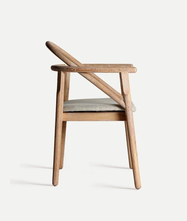 YVIERS Chair – Contemporary Comfort and Style in Elm Wood