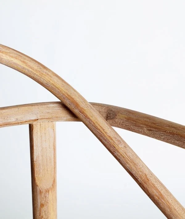 YVIERS Chair – Contemporary Comfort and Style in Elm Wood