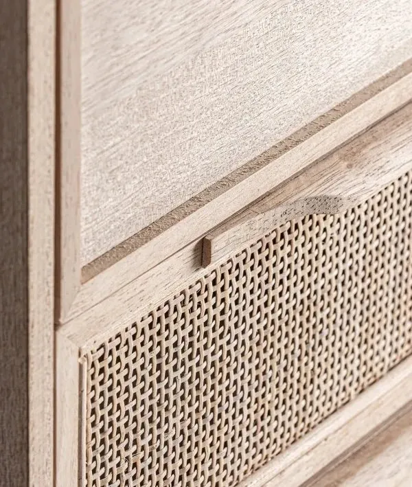 WEURTZ Chest of Drawers in Light Brown Ash Wood – Minimalist Design Meets Natural Elegance