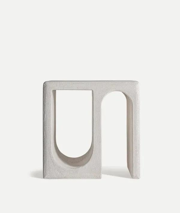 ARNSBERG Side Table in Broken White Wood