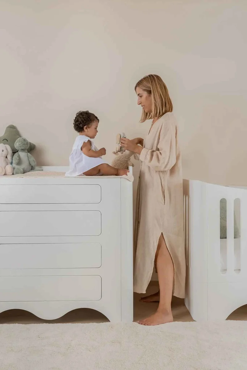 Wave Chest Dresser